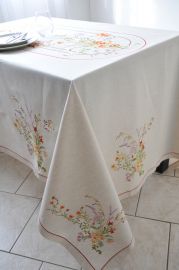 Nappe brodée 170x250 lin fleurs de champs