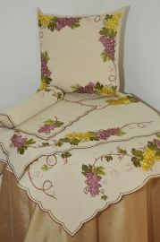 Carré brodé lin 88x88 raisin