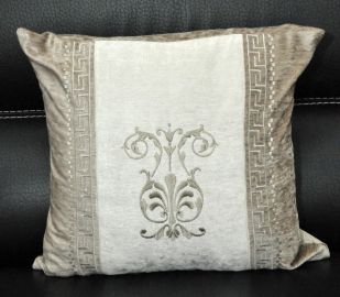 Housse de coussin brodée velours gris, 43x43cm