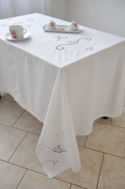 Nappe brodée 170x250cm macramé blanche