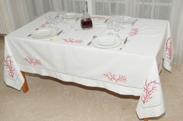 Nappe blanche brodée 170x170 cm (corail)